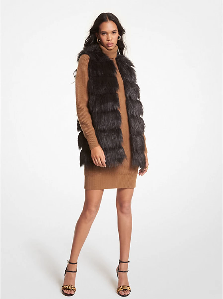 Michael Kors Women's Faux Fur Jacket - Luxurious Winter Coat with Soft Fake Fur, Elegant Outerwear for Women