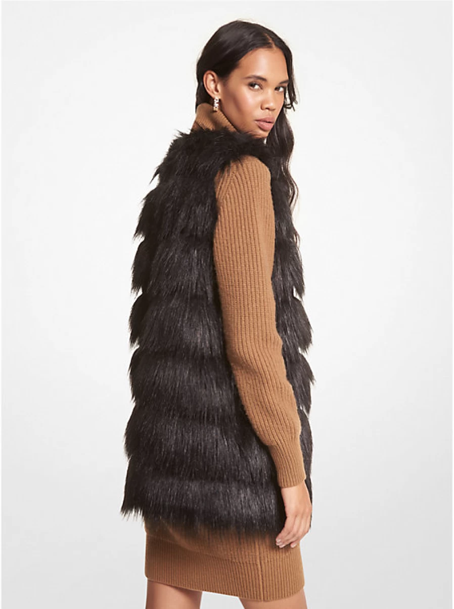 Michael Kors Women's Faux Fur Jacket - Luxurious Winter Coat with Soft Fake Fur, Elegant Outerwear for Women
